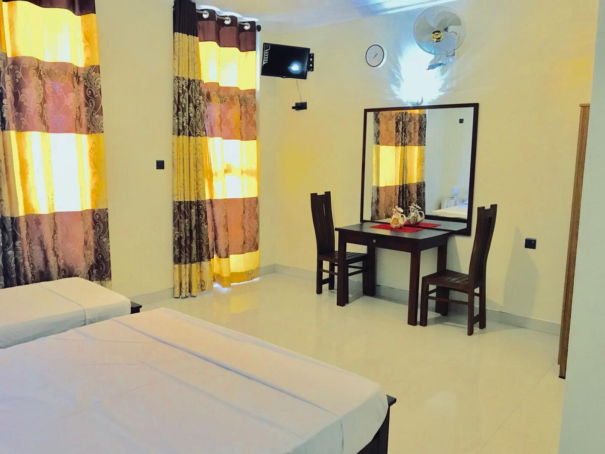 Queens Beach Hotel Tangalle Eksteriør bilde