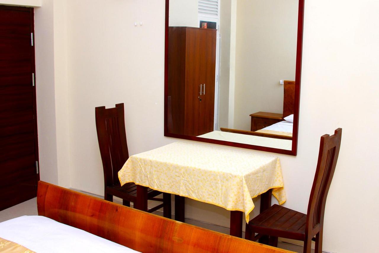 Queens Beach Hotel Tangalle Eksteriør bilde