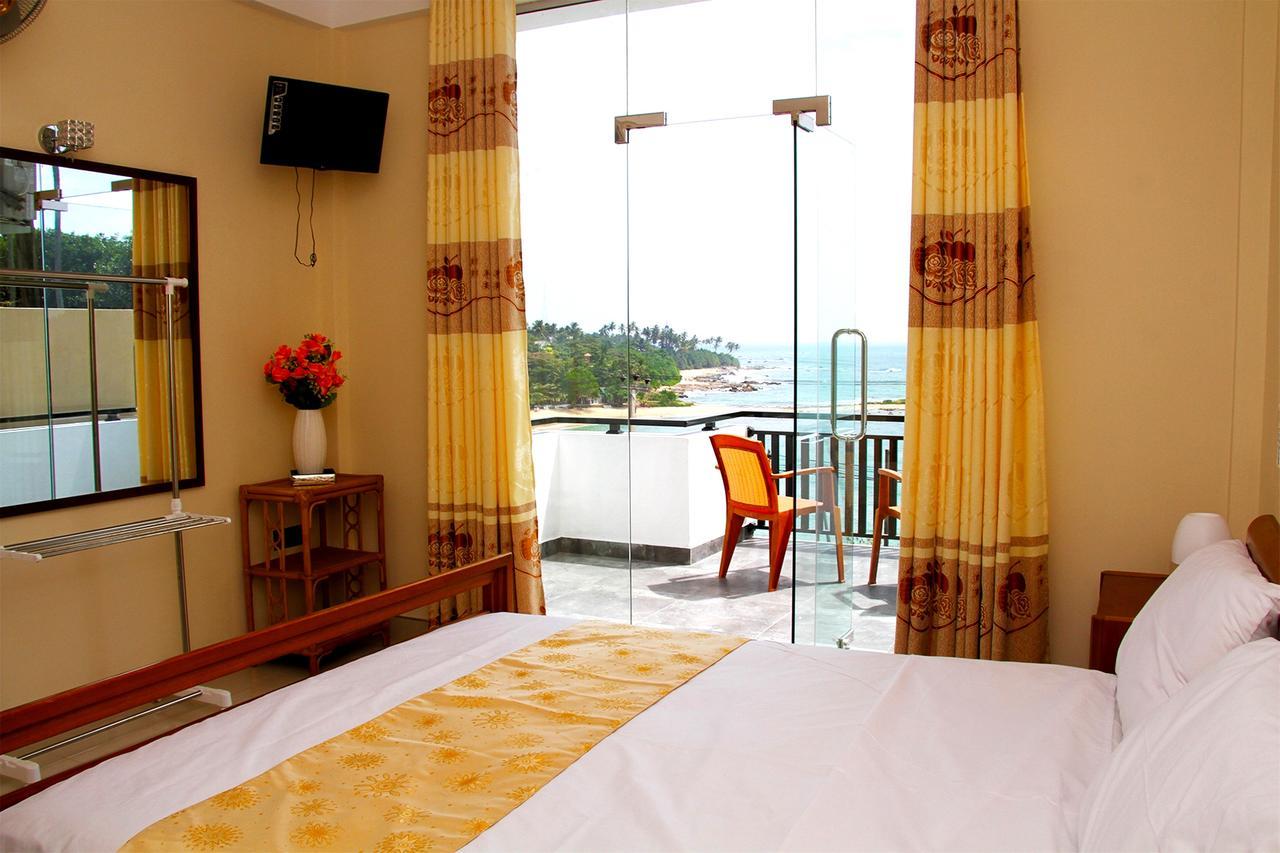 Queens Beach Hotel Tangalle Eksteriør bilde