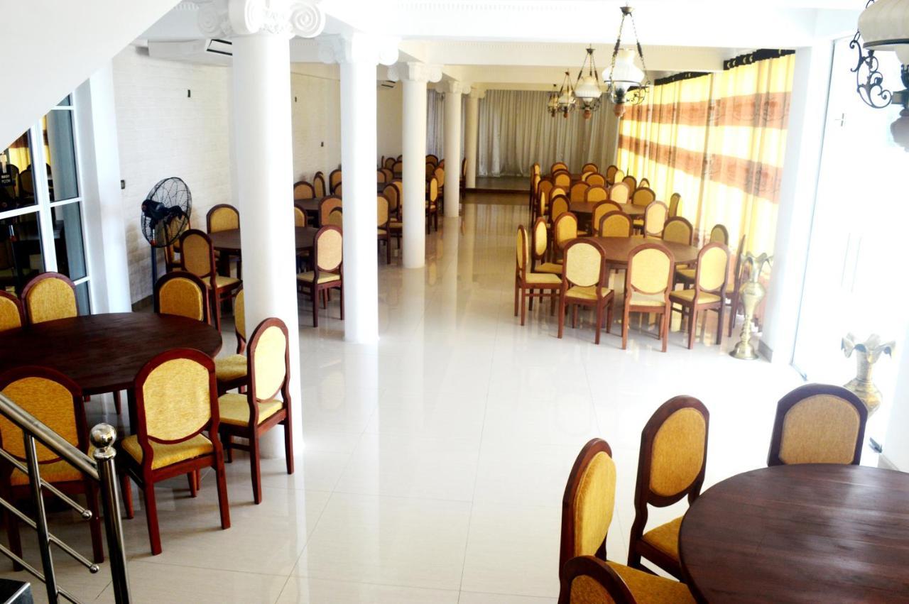 Queens Beach Hotel Tangalle Eksteriør bilde