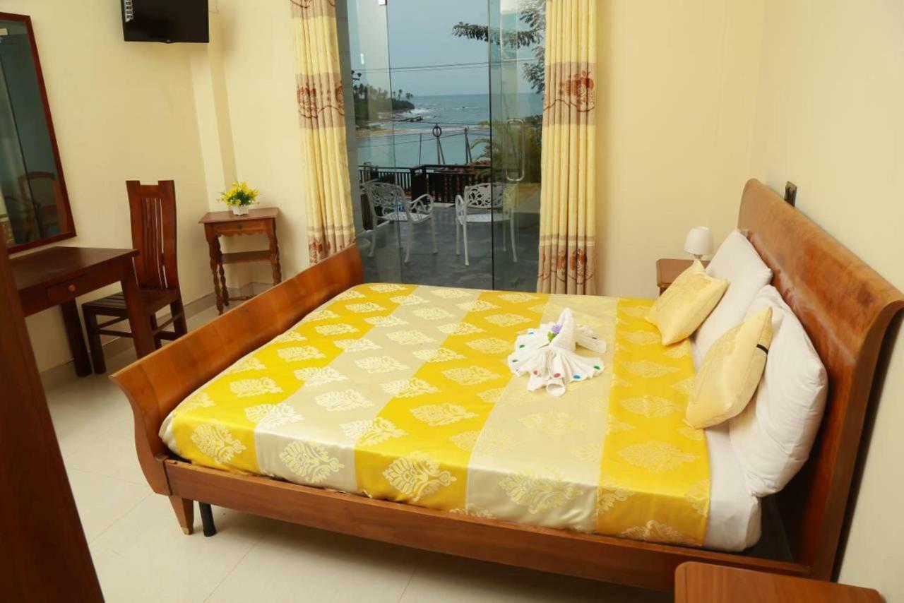 Queens Beach Hotel Tangalle Eksteriør bilde