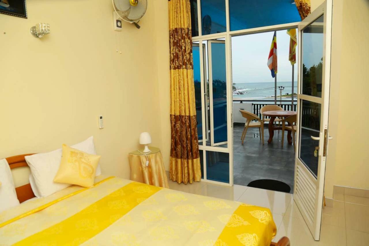 Queens Beach Hotel Tangalle Eksteriør bilde